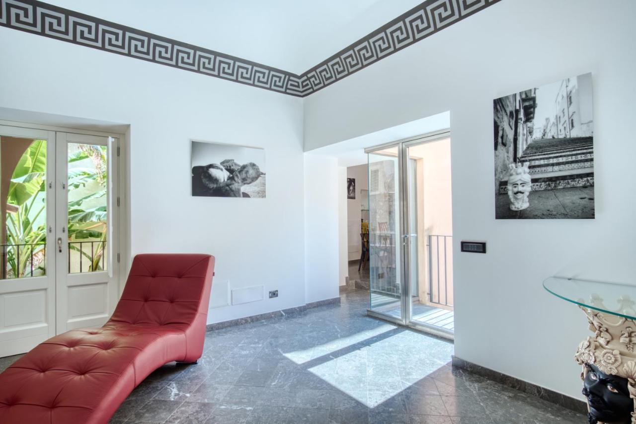 Villa Bordonaro - By Vacation Service เชฟาลู ภายนอก รูปภาพ