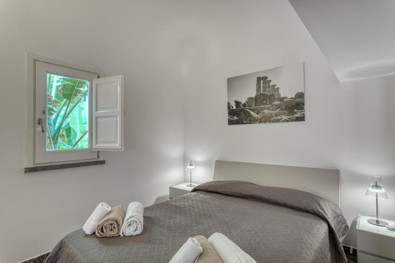 Villa Bordonaro - By Vacation Service เชฟาลู ภายนอก รูปภาพ