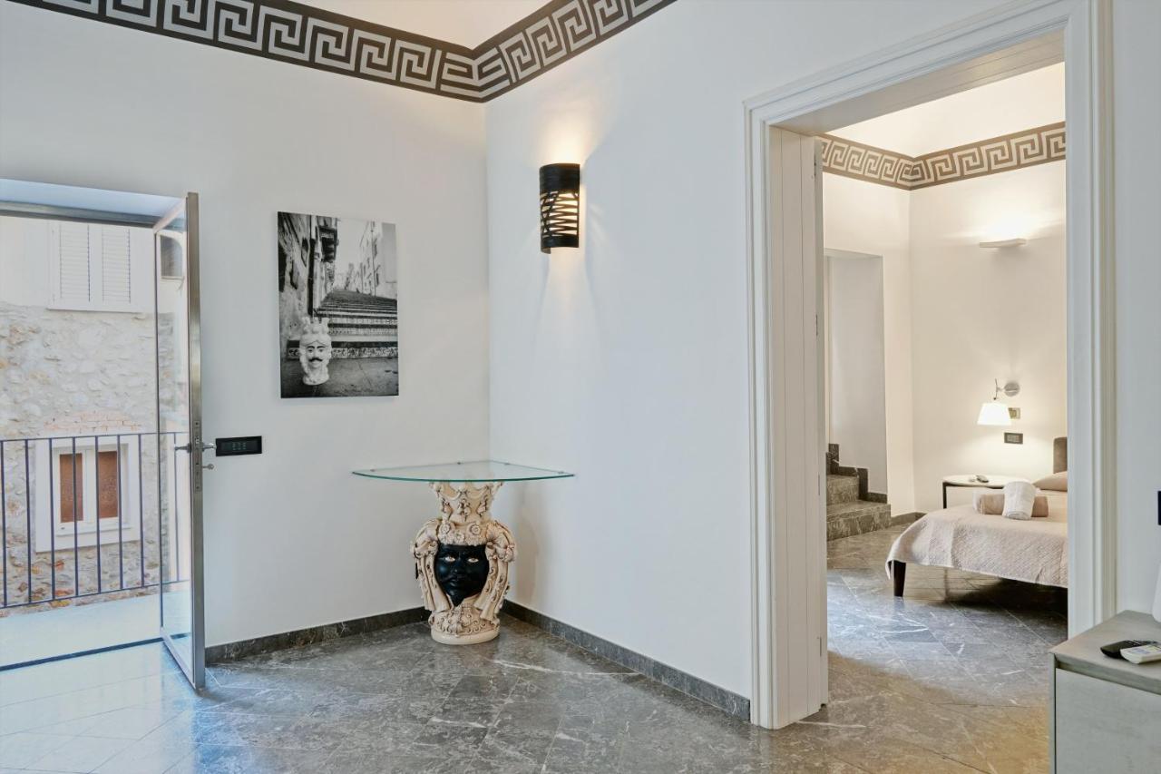 Villa Bordonaro - By Vacation Service เชฟาลู ภายนอก รูปภาพ